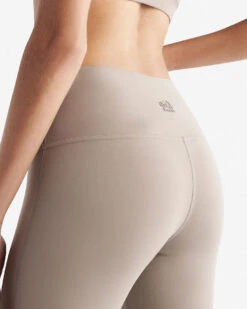 Restore High Rise Flare Legging 12 Restore High Rise Flare Legging -Roots Sale Store 38080118 CB8 e