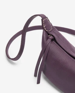 Small Crescent Bag Cloud 9 Small Crescent Bag Cloud -Roots Sale Store 56010798 051 e